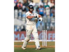 
      
      Phillips dedicates maiden Test Century to late father Roland
      
      