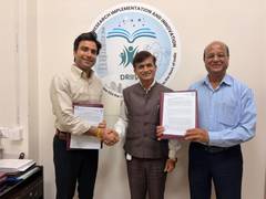 
      
      DRIIV and AIVOT AI Sign MoU to Bring Patented Deep Tech Solutions
      
      