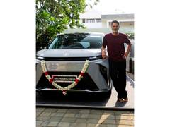 
      
      Prabhu Deva Welcomes the MG M9 - Presidential Limousine by MG
      
      