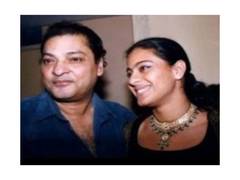 
      
       Kajol remembers dad Shomu Mukherjee on his birth anniversary 
      
      