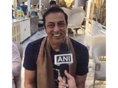 
      
      Vindu Dara Singh urges Indians to embrace yoga 
      
      