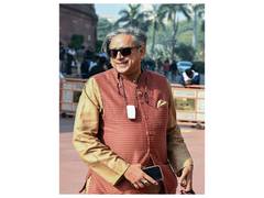 
      
      'Built up ₹5.07 lakh crore debt': Tharoor slams LDF’s fiscal reco
      
      