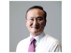 
      
      Intel hires former SK hynix chief Lee Seok-hee to lead advanced p
      
      