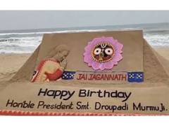 
      
      Sand artist Sudarsan Pattnaik pays tribute to President
      
      
