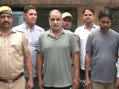 
      
      Jaipur Police arrests burglary gang leader Satpal Fauji
      
      