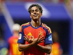 
      
      Lamine Yamal becomes eighth-youngest scorer Wordl Cup history
      
      