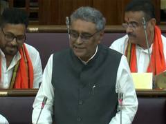 
      
      West Bengal govt announces new greenfield airport near Kalyani
      
      