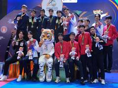 
      
      AFC: Korea's Sang-uk and Gyeong-dong, Japan's Ueno win gold
      
      