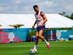 
      
      FIFA WC: Will Cristiano overcome his barren 10-match run?
      
      