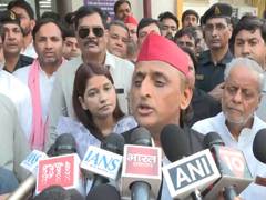 
      
      Akhilesh Yadav demands Rs 1 crore compensation for fire victims
      
      