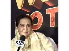 
      
      Said yes to this film with full josh: Farida Jalal on 'Welcome 3'
      
      