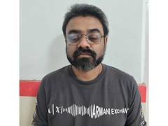 
      
      Mumbai Police arrest wanted accused after 20 years
      
      