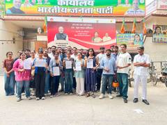 
      
      FMGs meet Delhi Health Minister
      
      