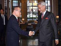
      
      Jaishankar discusses Indo-Pacific in Seoul
      
      