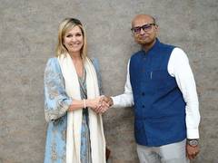 
      
      India welcomes Dutch Queen Maxima
      
      