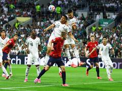 
      
      Mexico cruises into Round of 32 with 3-0 win over Czech Republic
      
      