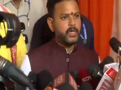 
      
      Government may ask airlines to review surcharges and additional p
      
      