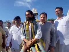 
      
      Nani offers prayers at Tirumala temple
      
      