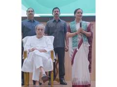 
      
      Patnaik welcomes former IAS officer Sujata Rout Karthikeyanto BJD
      
      