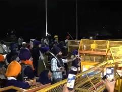
      
      Nihang jatha stopped at Uttarakhand border
      
      