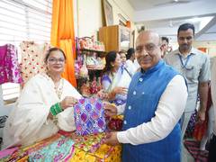 
      
      Vijender Gupta highlights women’s contribution to nation-building
      
      
