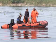 
      
      Delhi: Search operation underway after man jumps into Yamuna
      
      