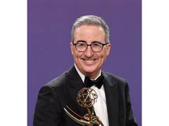 
      
      John Oliver lands 'General Hospital' role
      
      