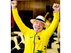 
      
      President Lula hails Carlo Ancelotti's Brazil after R16 berth
      
      