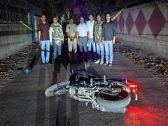 
      
      Two wanted criminals injured in encounter with Delhi Police
      
      
