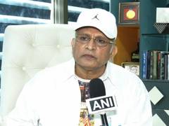 
      
      Annu Kapoor credits Shaukat Kaifi for support in industry
      
      