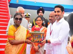 
      
      Andhra’s 400-year-old art honours President Murmu
      
      