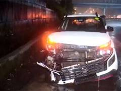
      
      Incessant rains paralyse Mumbai; severe waterlogging, traffic sna
      
      