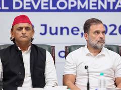 
      
      Rahul Gandhi greets Akhilesh Yadav on his birthday
      
      