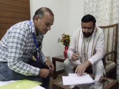 
      
      Haryana CM fills SIR enumeration form in Narayangarh
      
      