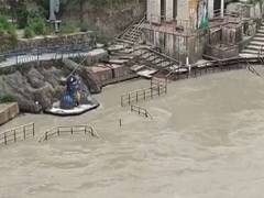 
      
      Water level crosses 622m, officials on alert in Rudraprayag
      
      