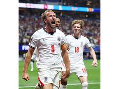 
      
      FIFA World Cup 2026: Kane hails Messi, Ronaldo standards 
      
      