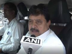
      
      Telangana BJP president hits out at TPCC President Mahesh Goud
      
      