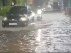 
      
      BMC warns of extremely heavy rain in Mumbai tonight, tomorrow
      
      