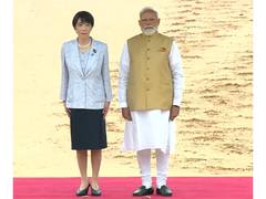 
      
      Japan PM accorded Guard of Honour
      
      
