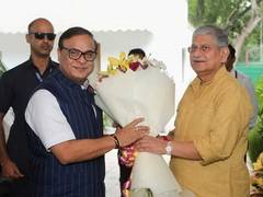 
      
      Assam CM, Union Minister discuss roadmap to boost fisheries, dair
      
      