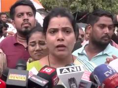
      
      Mumbai Mayor announces Rs 10 lakh relief in manhole death case
      
      