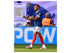 
      
      France celebrate Mbappe's 100th cap, Deschamps' historic WC feat
      
      
