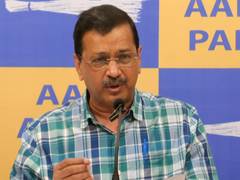 
      
      Kejriwal lambasts BJP over Ram Mandir donation case
      
      