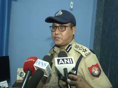 
      
      Five held, fake currency worth Rs 13.5 lakh seized in Guwahati
      
      