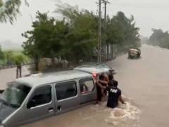 
      
      Gujarat: Fire Department rescues people stranded in floodwaters
      
      