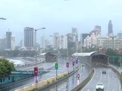 
      
      Mumbai sees light rain amid 'Red Alert' for heavy showers
      
      