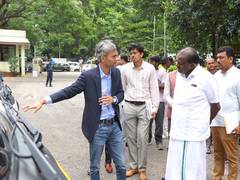 
      
      HD Kumaraswamy holds talks with electric two-wheeler manufacturer
      
      