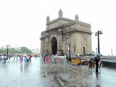 
      
      IMD issues red alert in Mumbai Metropolitan Region
      
      