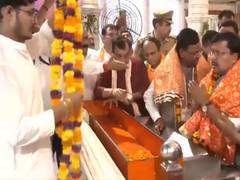 
      
      BJP National President Nitin Nabin offers prayers at Hanuman Setu
      
      