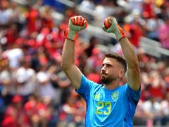 
      
      Simon's clean-sheet run under spotlight before Portugal clash
      
      